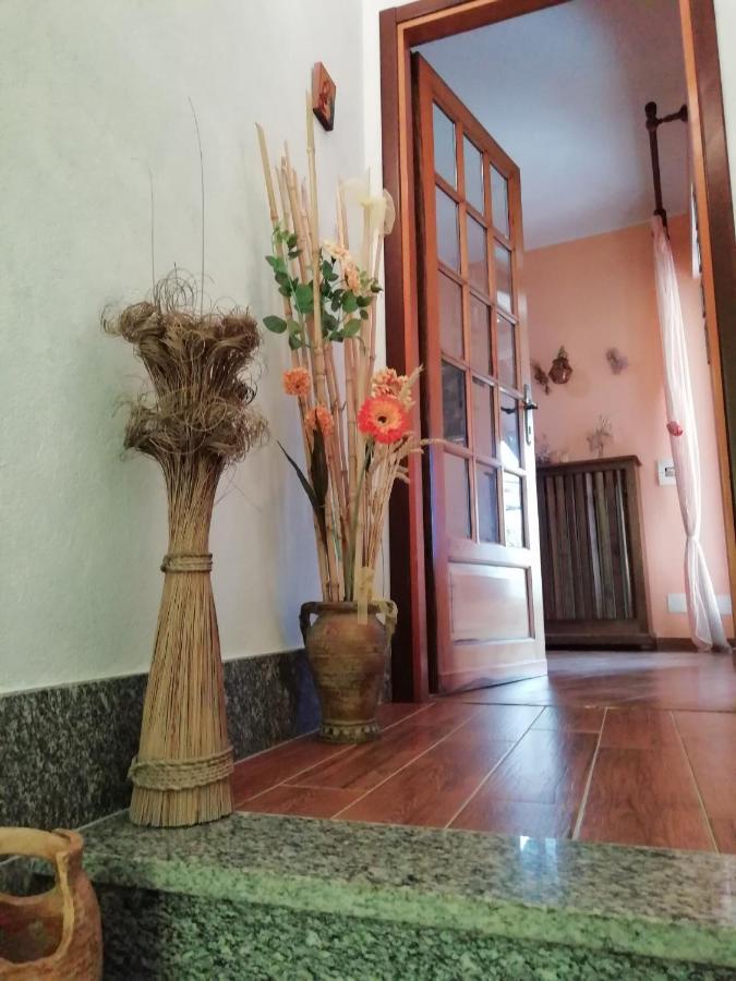 Cit Ni Bed & Breakfast Bosia Екстериор снимка