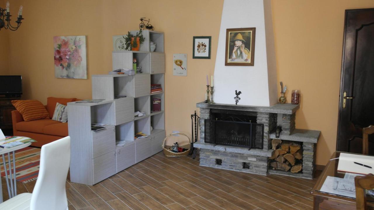 Cit Ni Bed & Breakfast Bosia Екстериор снимка